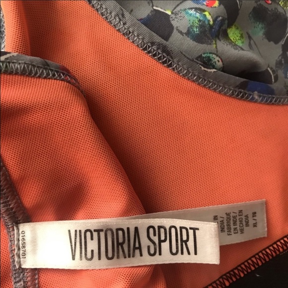 Victoria Secret VSX Sports Bra - Picture 3 of 8